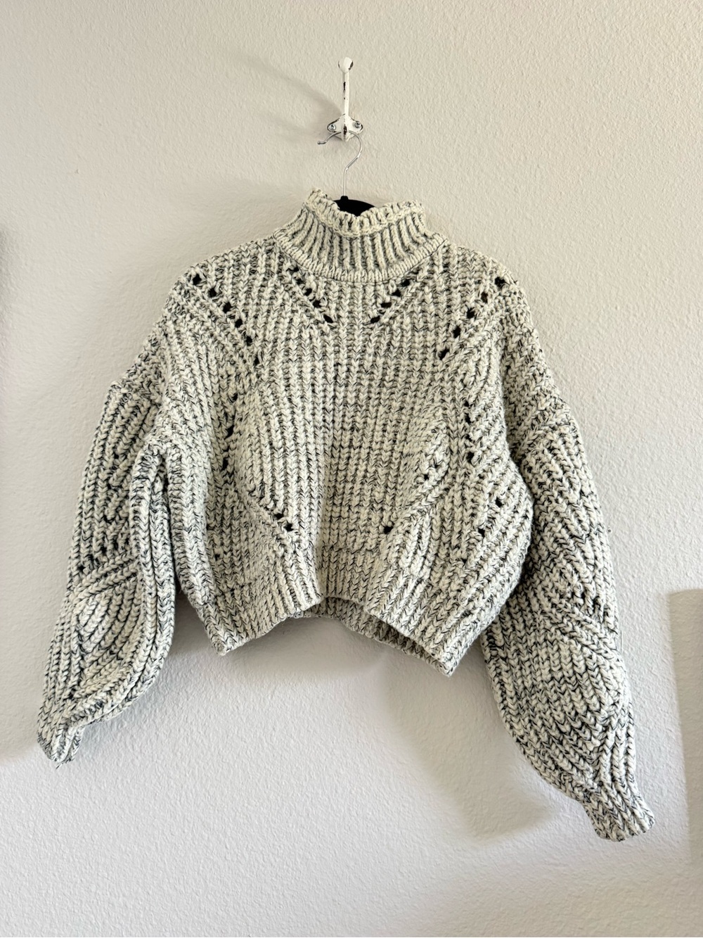 Women's Chunky Knit Turtleneck Sweater - Cream/Black Speckle Size S